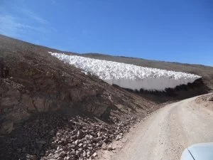 Paso de Agua Negra - Un glaciar en el camino